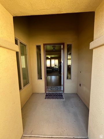 1273 N OVERLAND TRAIL CIR, Washington, UT 84780