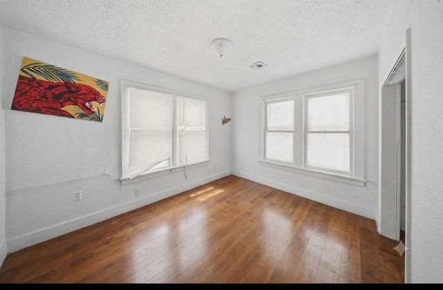4801 N Blackwelder Avenue, Oklahoma City, OK 73118