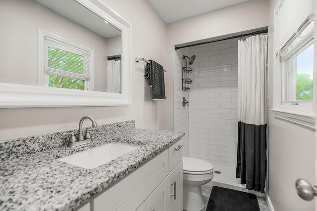 42 E 106 Street, Kansas City, MO 64114