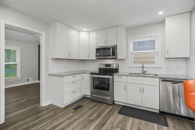42 E 106 Street, Kansas City, MO 64114