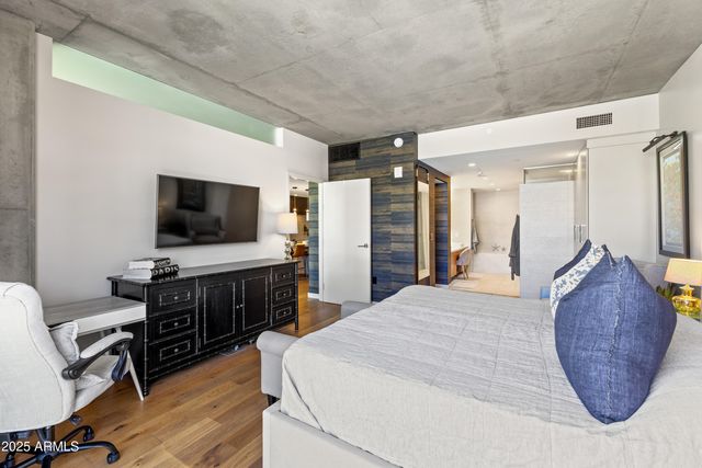 5455 E Lincoln Drive 2011, Paradise Valley, AZ 85253