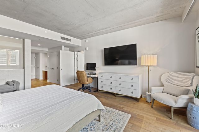 5455 E Lincoln Drive 2011, Paradise Valley, AZ 85253