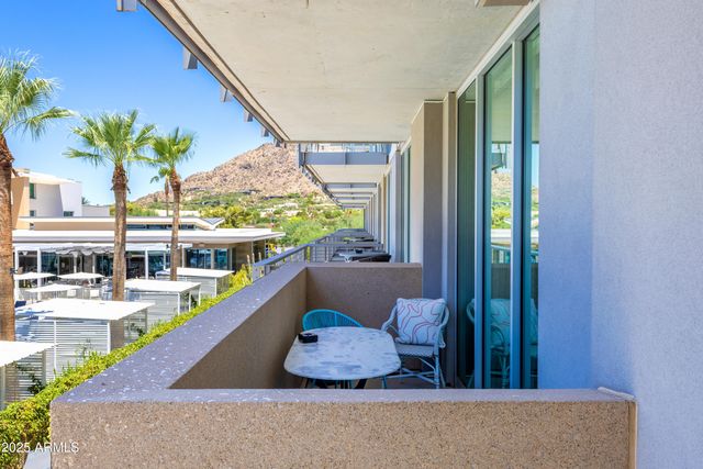 5455 E Lincoln Drive 2011, Paradise Valley, AZ 85253