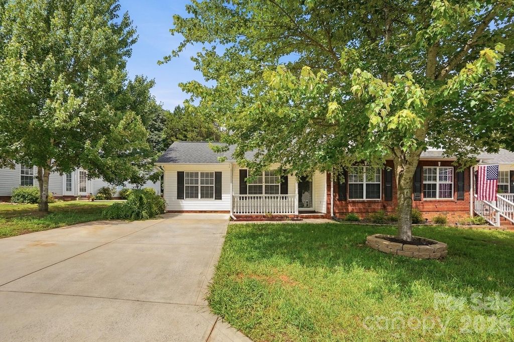 423 Danielle Way, Fort Mill, SC 29715