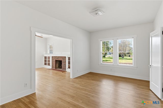 502 Elm Street, Seguin, TX 78155