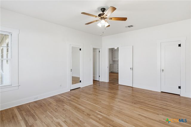 502 Elm Street, Seguin, TX 78155