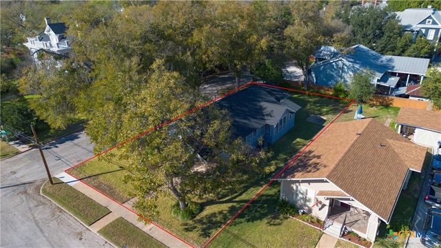 502 Elm Street, Seguin, TX 78155