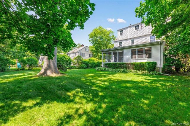541 Claflin Avenue, Mamaroneck, NY 10543