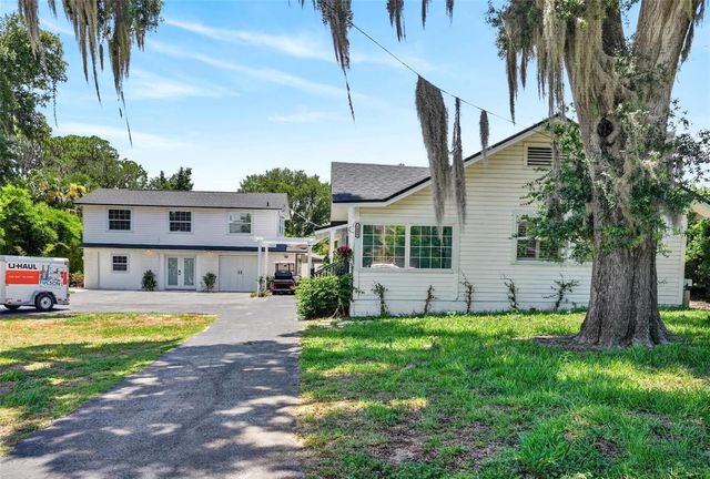 1099 GROVE AVENUE, Mount Dora, FL 32757