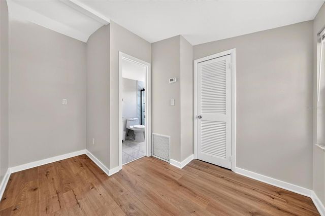 1099 GROVE AVENUE, Mount Dora, FL 32757