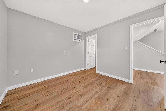 1099 GROVE AVENUE, Mount Dora, FL 32757