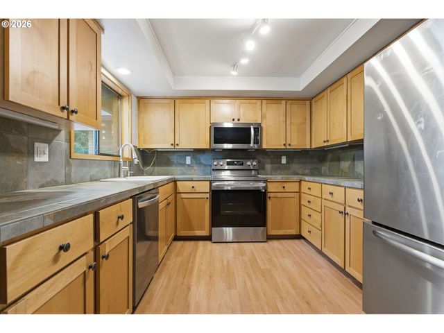 11410 Ne SUMMIT RIDGE Dr, Vancouver, WA 98686