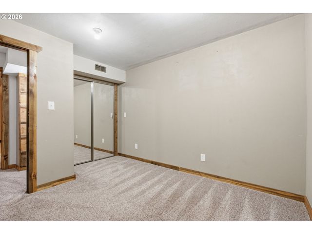 11410 Ne SUMMIT RIDGE Dr, Vancouver, WA 98686