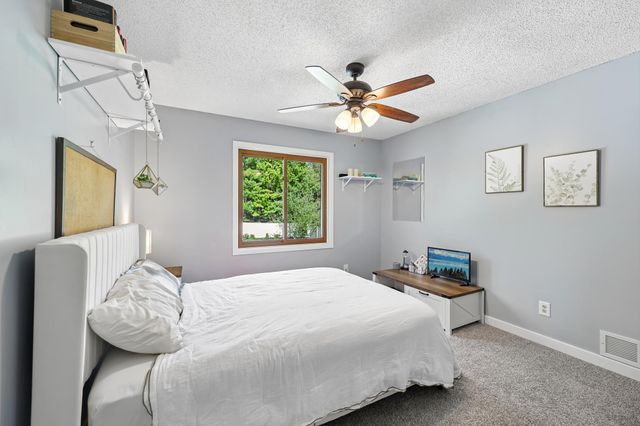 17698 S Shore Lane W, Eden Prairie, MN 55346