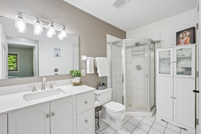 17698 S Shore Lane W, Eden Prairie, MN 55346