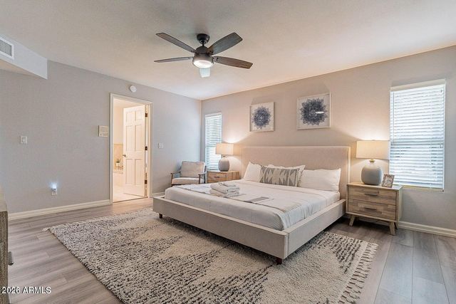 5879 E LE MARCHE Avenue, Scottsdale, AZ 85254