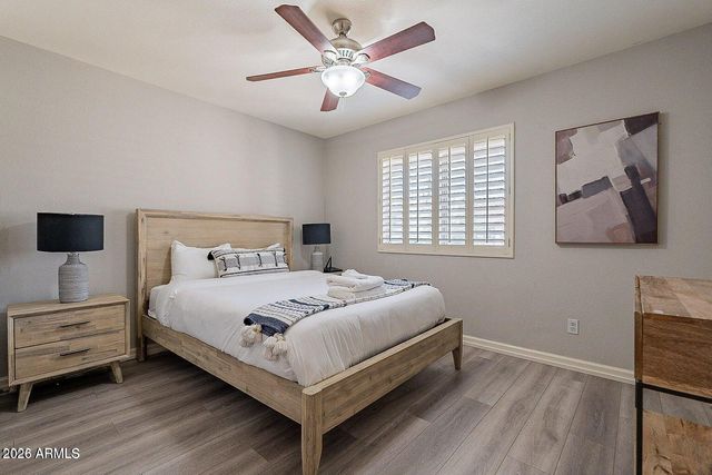 5879 E LE MARCHE Avenue, Scottsdale, AZ 85254