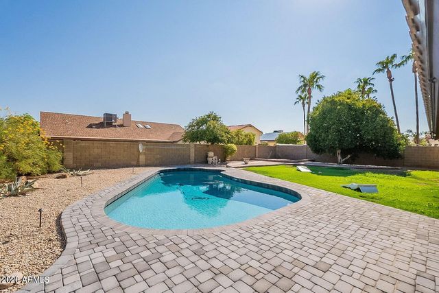 5879 E LE MARCHE Avenue, Scottsdale, AZ 85254