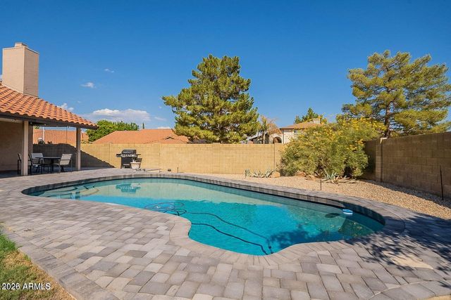 5879 E LE MARCHE Avenue, Scottsdale, AZ 85254