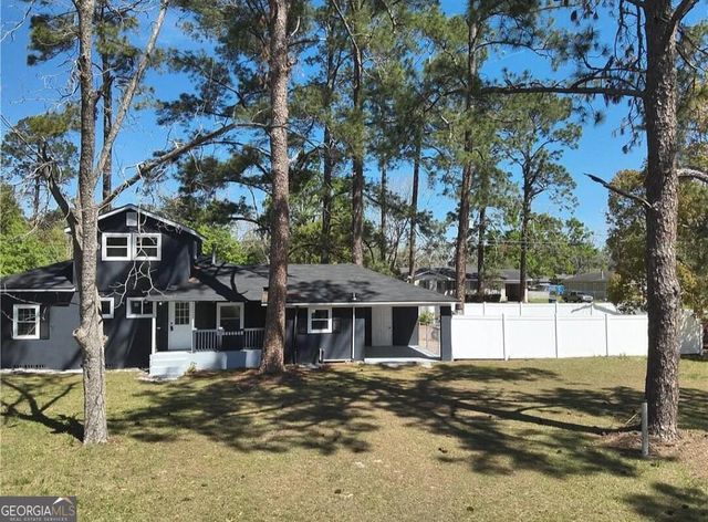 601 Community Drive, Waycross, GA 31501