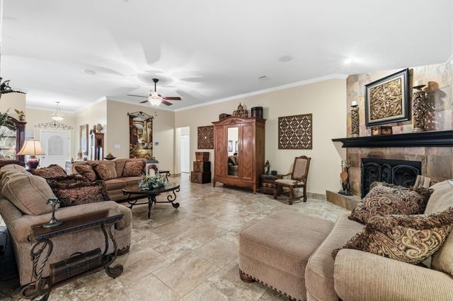 136 Fantail Street, Magnolia, TX 77355