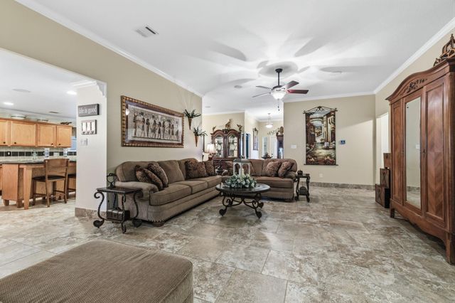 136 Fantail Street, Magnolia, TX 77355