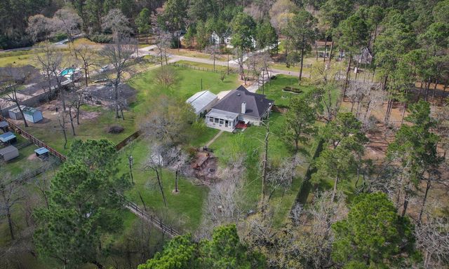 136 Fantail Street, Magnolia, TX 77355