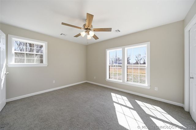 11919 E Southern Hills Road, Claremore, OK 74019