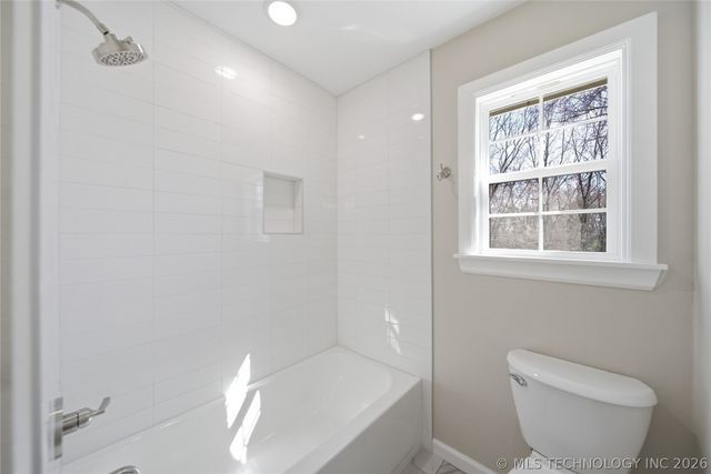 11919 E Southern Hills Road, Claremore, OK 74019