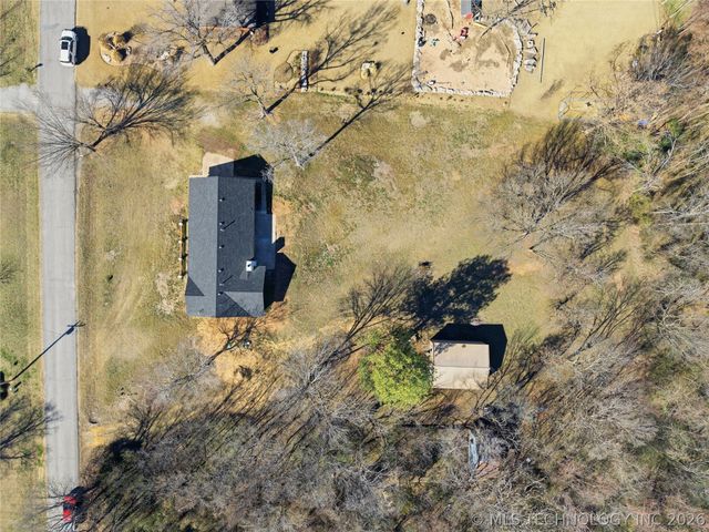 11919 E Southern Hills Road, Claremore, OK 74019