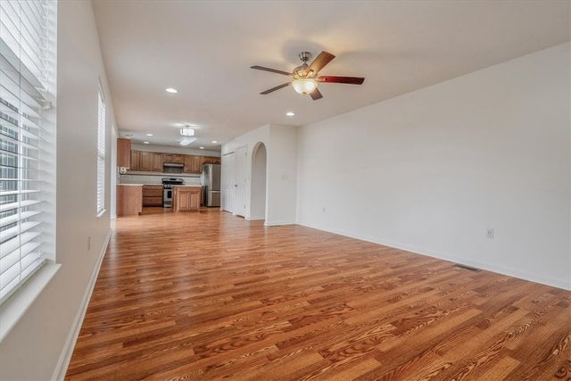 520 Panorama Dr, Cecil, PA 15317