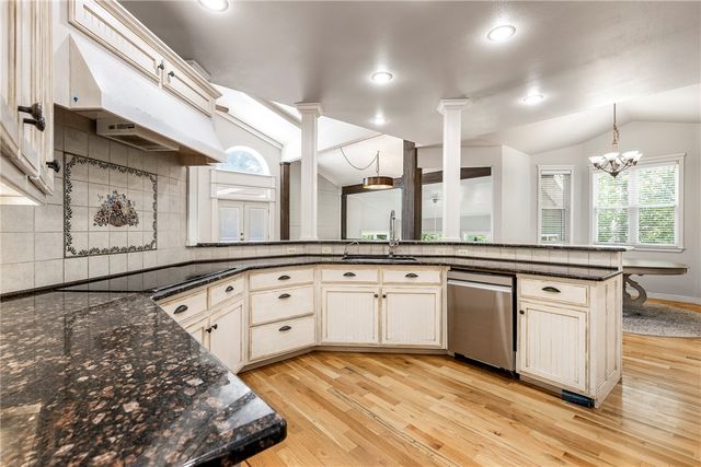 11445 Gabriel Lane, Bentonville, AR 72712