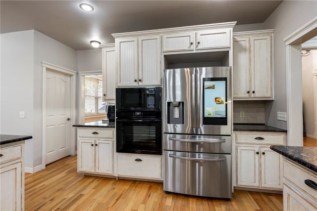 11445 Gabriel Lane, Bentonville, AR 72712