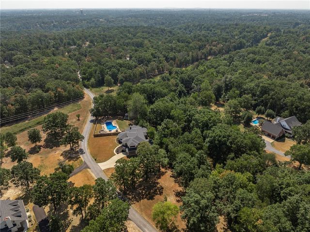 11445 Gabriel Lane, Bentonville, AR 72712