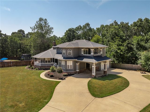 11445 Gabriel Lane, Bentonville, AR 72712
