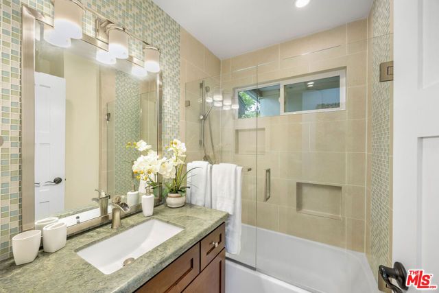 1039 26th Street B, Santa Monica, CA 90403