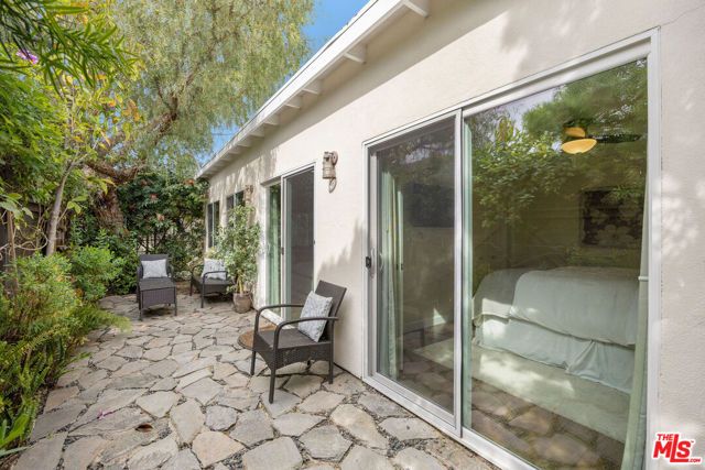 1039 26th Street B, Santa Monica, CA 90403