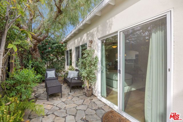 1039 26th Street B, Santa Monica, CA 90403
