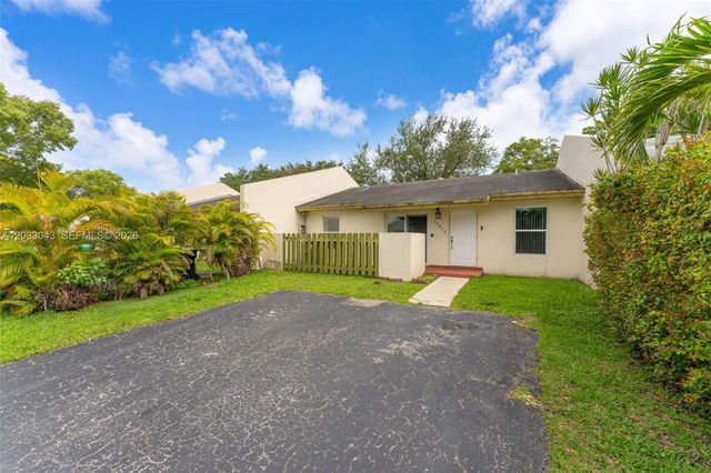 11506 SW 124th Place 11506, Miami, FL 33186