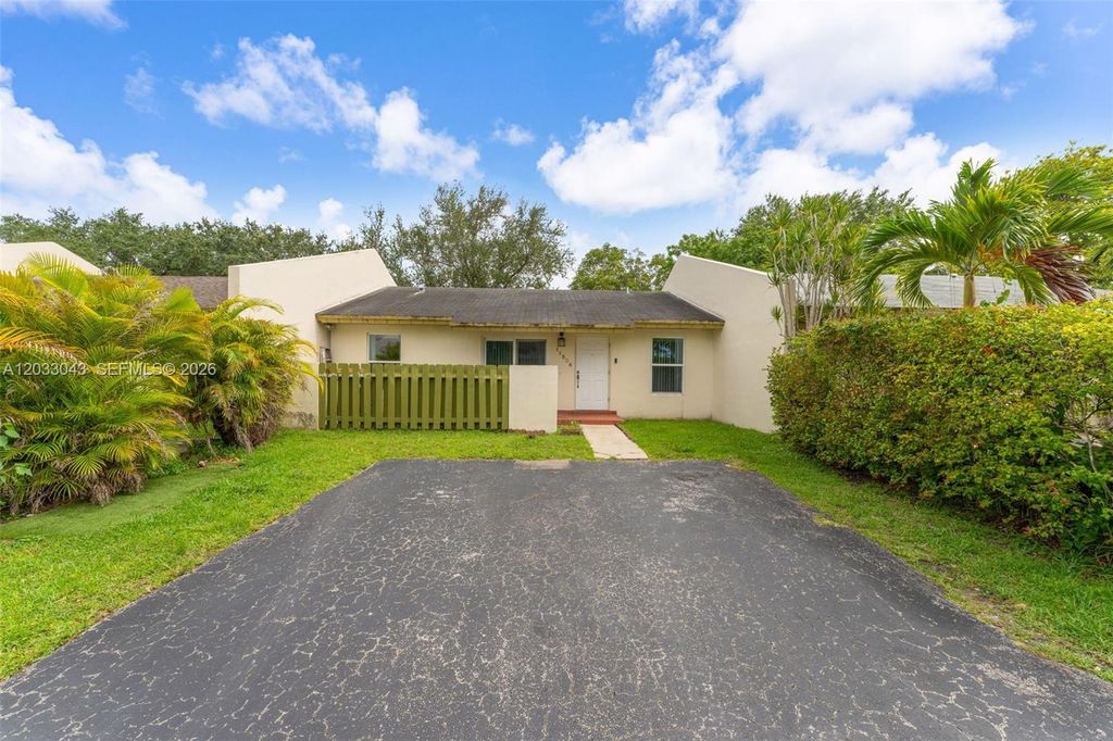 11506 SW 124th Place 11506, Miami, FL 33186