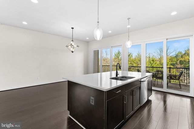 23104 SULLIVANS COVE SQ, Brambleton, VA 20148