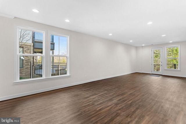 23104 SULLIVANS COVE SQ, Brambleton, VA 20148