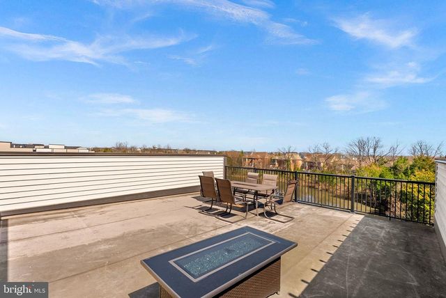 23104 SULLIVANS COVE SQ, Brambleton, VA 20148