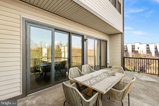 23104 SULLIVANS COVE SQ, Brambleton, VA 20148