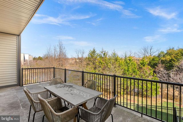 23104 SULLIVANS COVE SQ, Brambleton, VA 20148