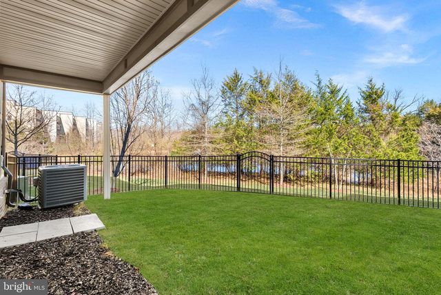 23104 SULLIVANS COVE SQ, Brambleton, VA 20148