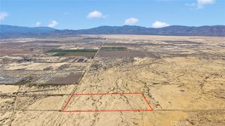 0 Fairlane Rd, Lucerne Valley, CA 92356