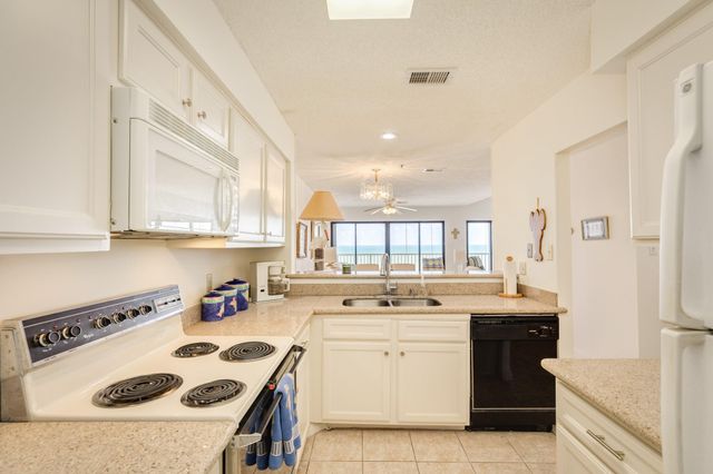 7700 Seawall Boulevard 1308, Galveston, TX 77551