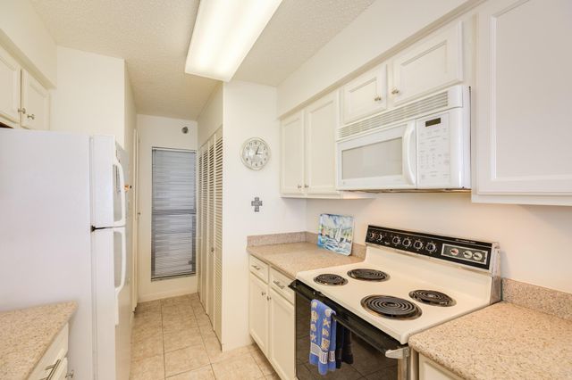 7700 Seawall Boulevard 1308, Galveston, TX 77551