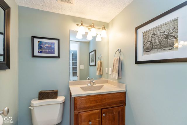 8217 Castle Drive, Indianapolis, IN 46256
